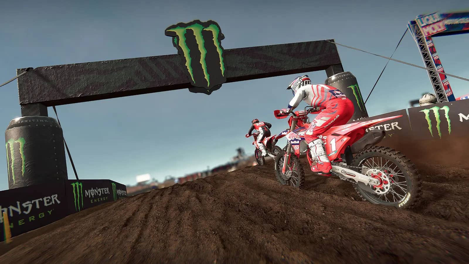 https://erysta-cdn.com/medias/mxgp-24-the-official-game-fox-holeshot-edition-5LH23BAV-screenshot-1.webp